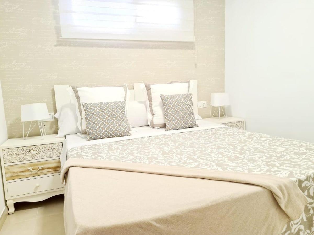 Apartamento Moderno Y Con Estilo En La Carihuela Torremolinos Ngoại thất bức ảnh