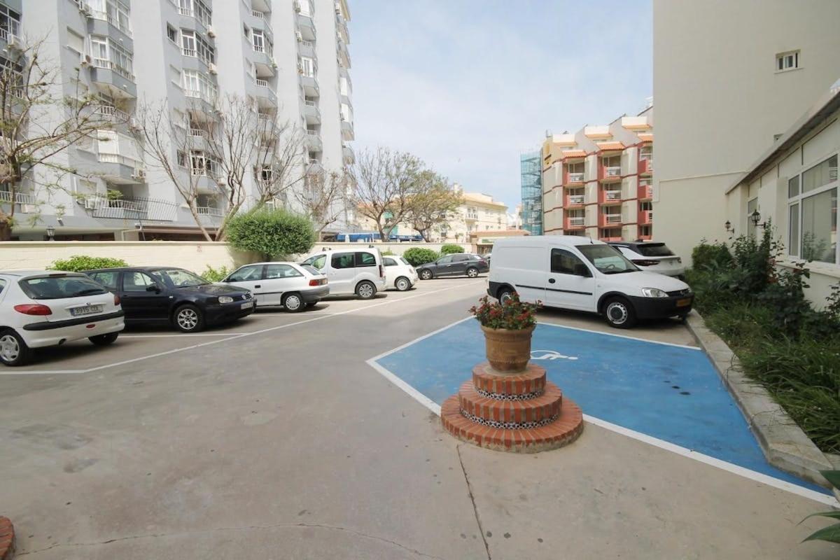 Apartamento Moderno Y Con Estilo En La Carihuela Torremolinos Ngoại thất bức ảnh